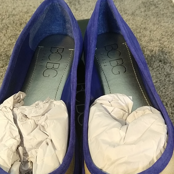 BCBG Paris blue flats size 7 left! - Picture 6 of 7